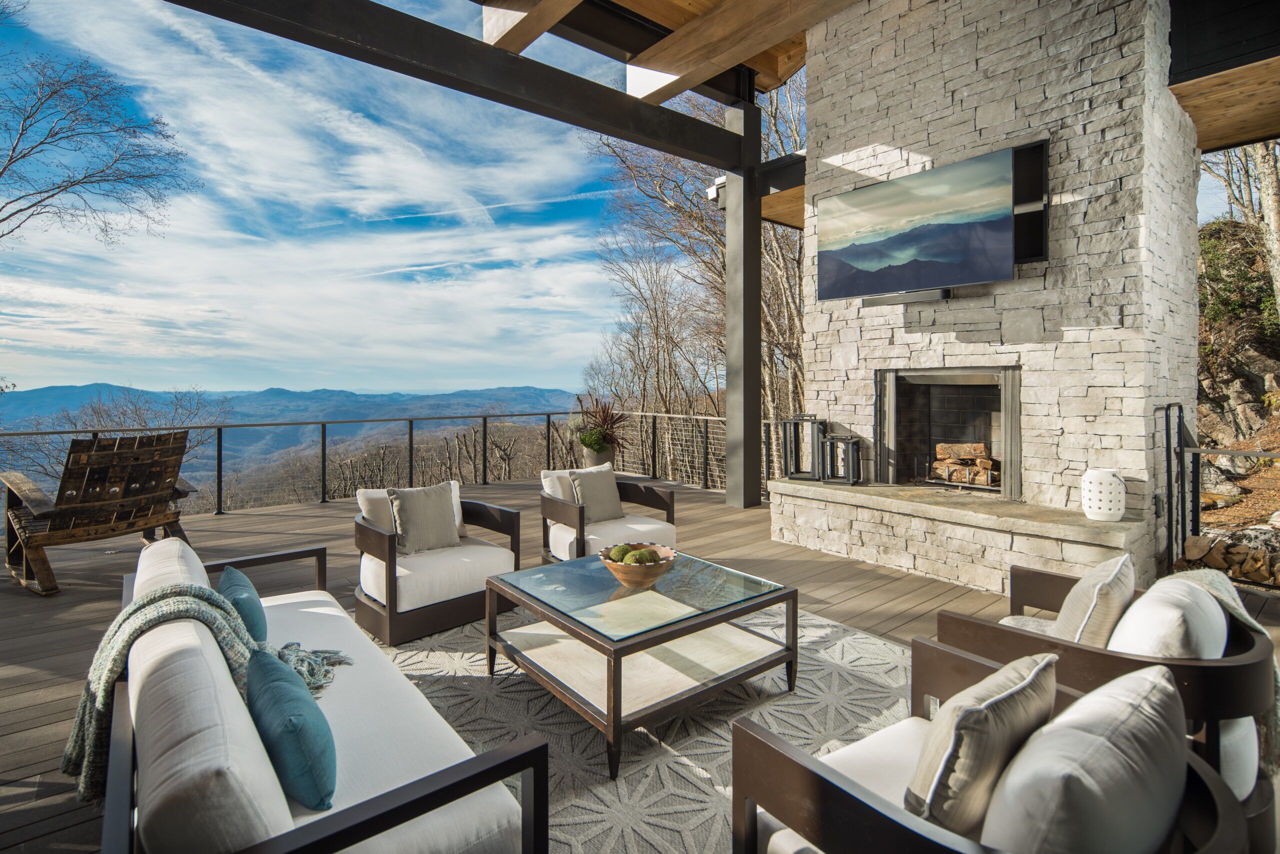 RBS-VPC-Ladic-Indian Rock-505 living room with a view
